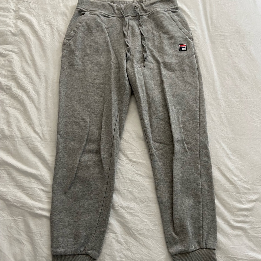 grey fila joggers